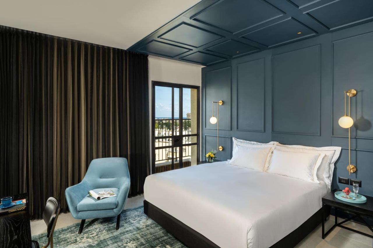 2 Airport Hotels Near Elijah's Cave Worth Booking