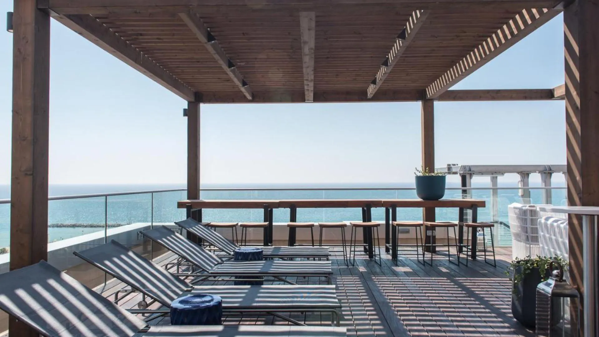 Where to Stay in Tel Aviv Promenade: 15 Best Beach Hotels