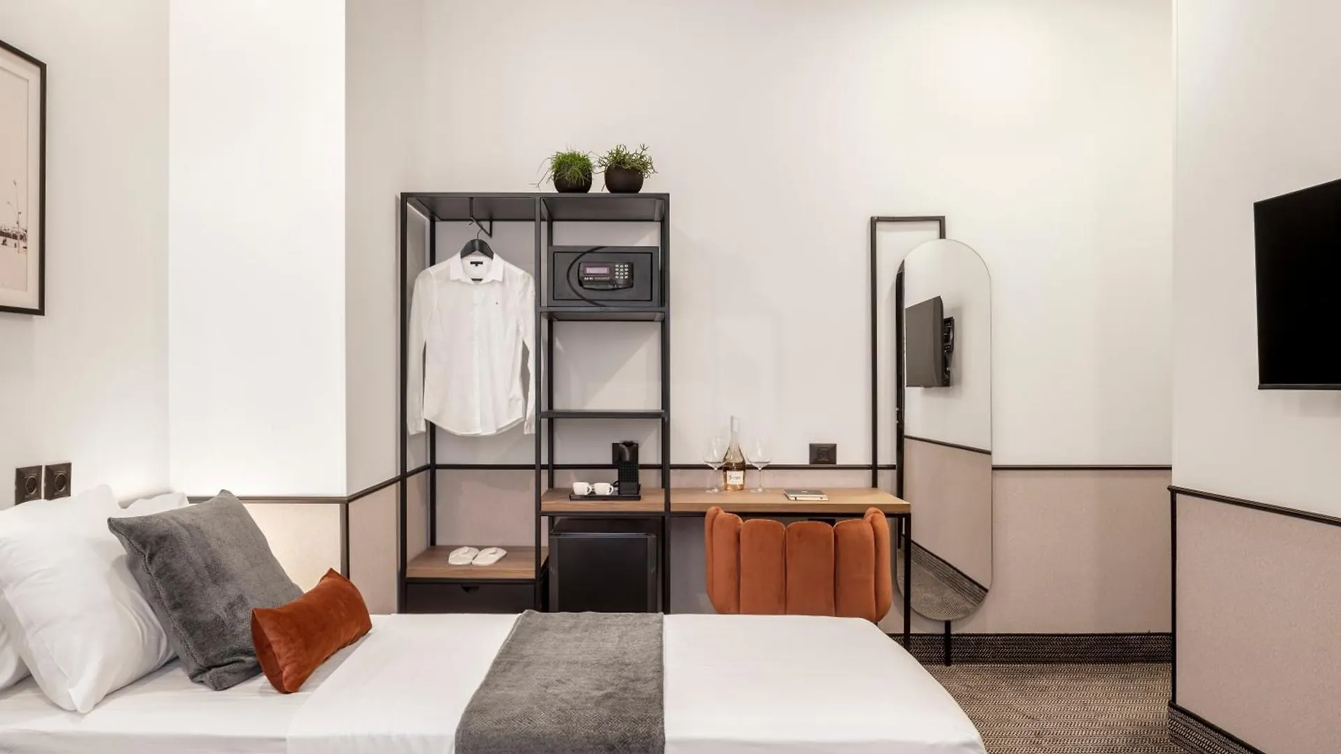14 Resort Hotels Near Yarkon Park That Deliver